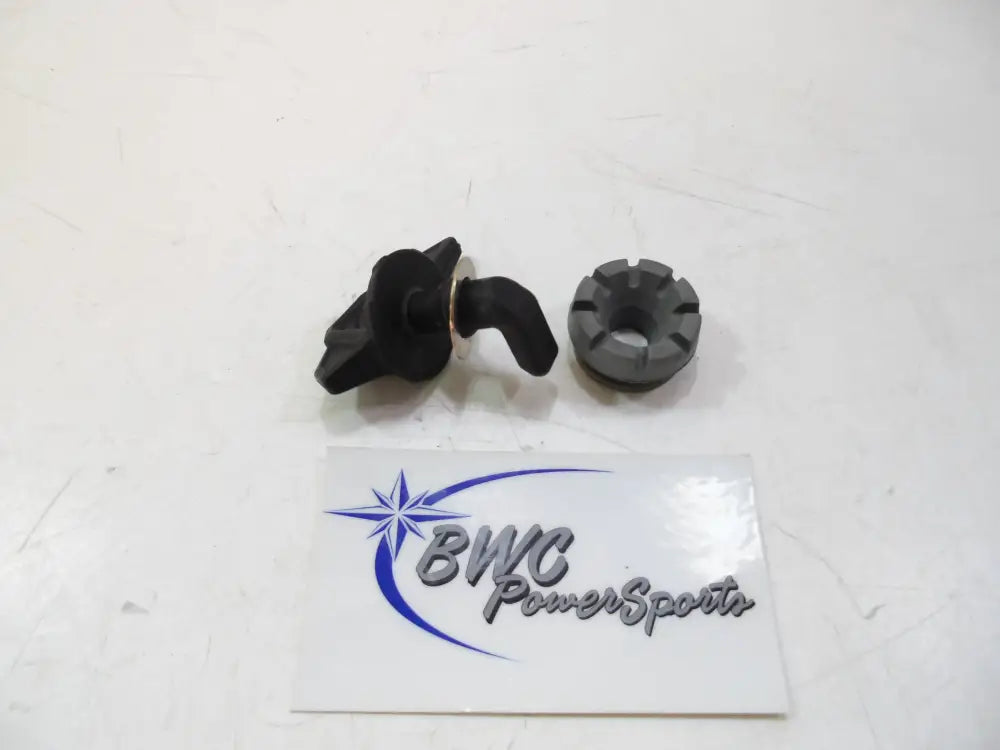 2016-2021 Polaris AXYS 1/4 Turn Latch (Plastic) - 5451143 – BWC