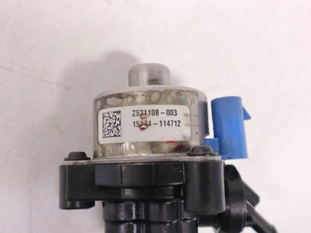 USED 2016-2018 Polaris AXYS 600 800 CHASSIS Oil Pump -1204446