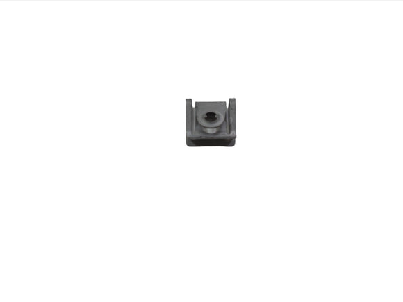 USED Polaris 1/4 Turn clip / Retainer / Backer - 7710630 - 7710808